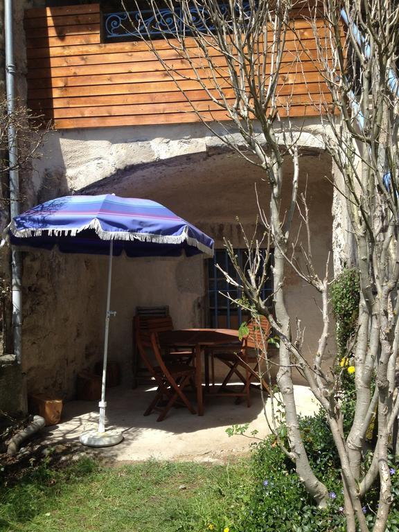Gite La Parenthese Saint-Hostien ภายนอก รูปภาพ