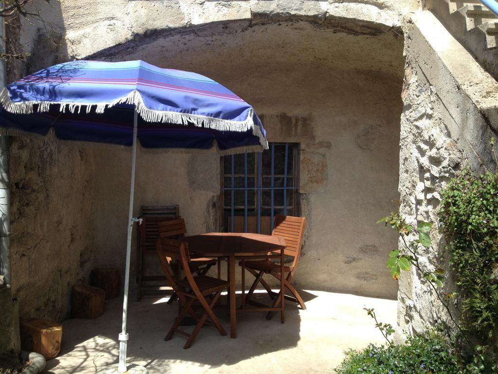 Gite La Parenthese Saint-Hostien ภายนอก รูปภาพ